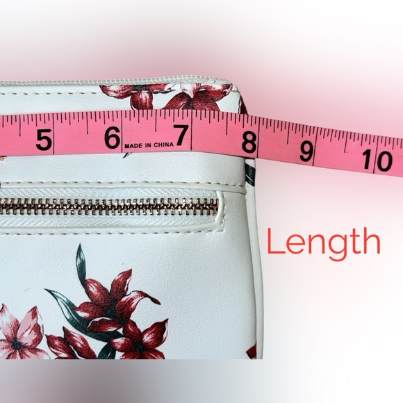 Guess Floral Chain Wristlet Wallet - Picture 7 of 10